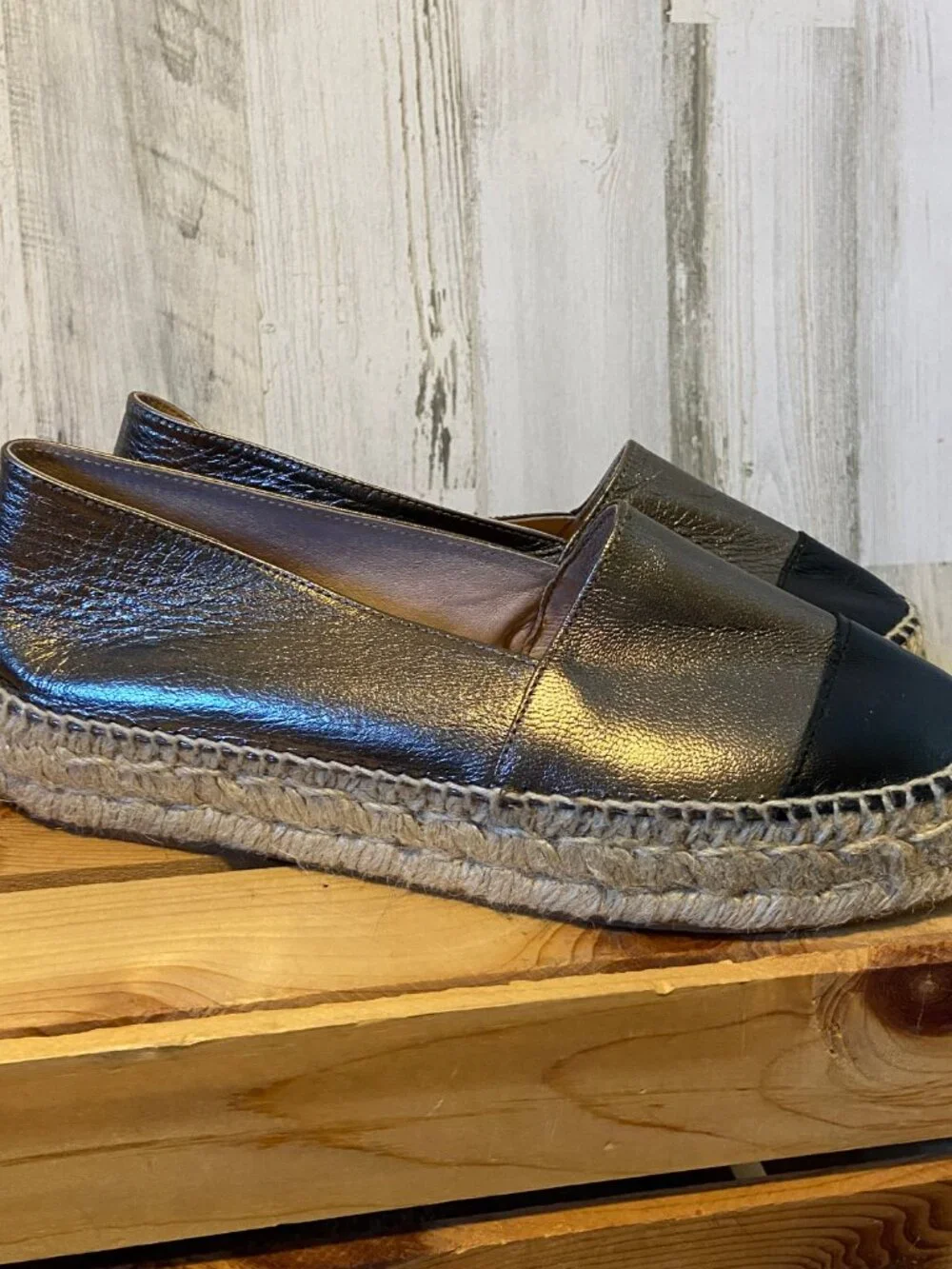 Pure Navy Women's Size 9 Slip On Metallic Leather Espadrille Flats